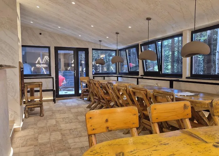 Altitude Guest House Ranca